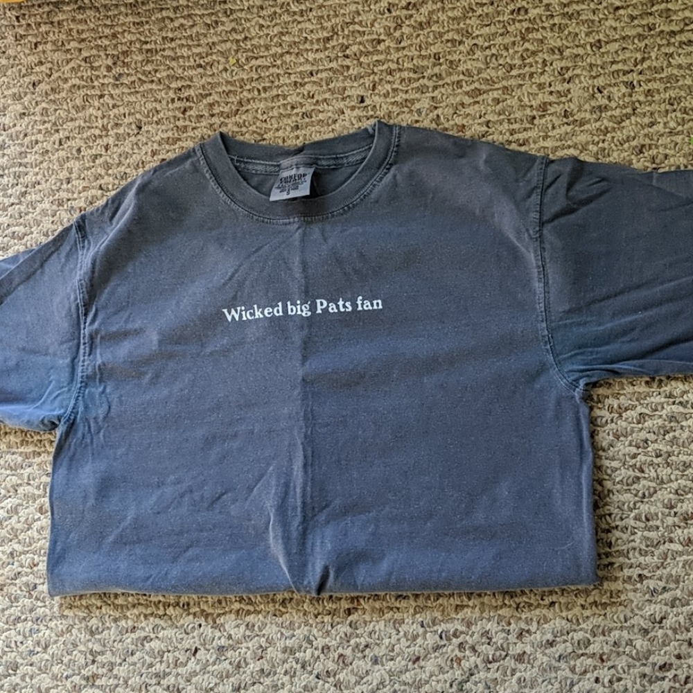 Wicked Big Pat's Fan tee